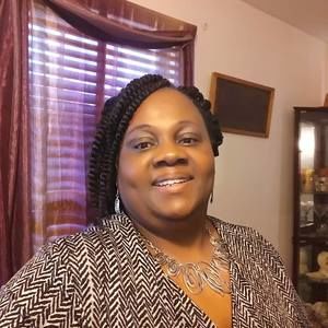 Meet your Posher, Loretta